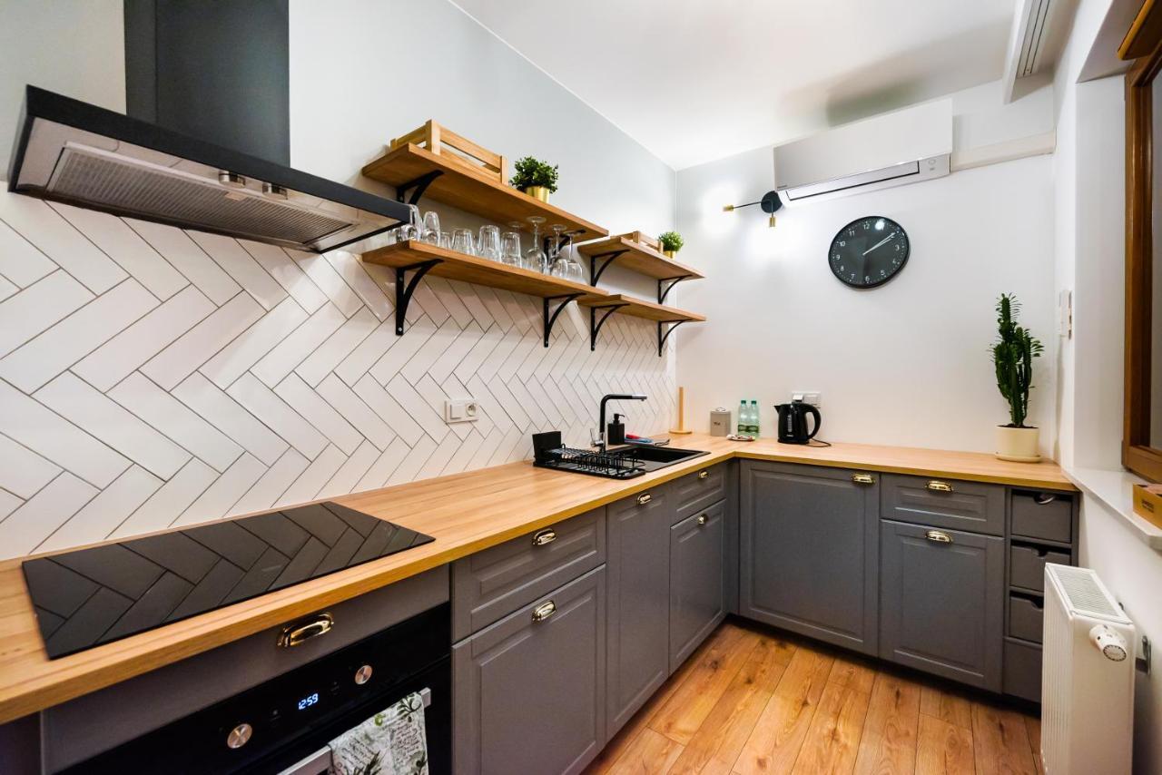 Grzybowska Luxury Apartment وارسو المظهر الخارجي الصورة